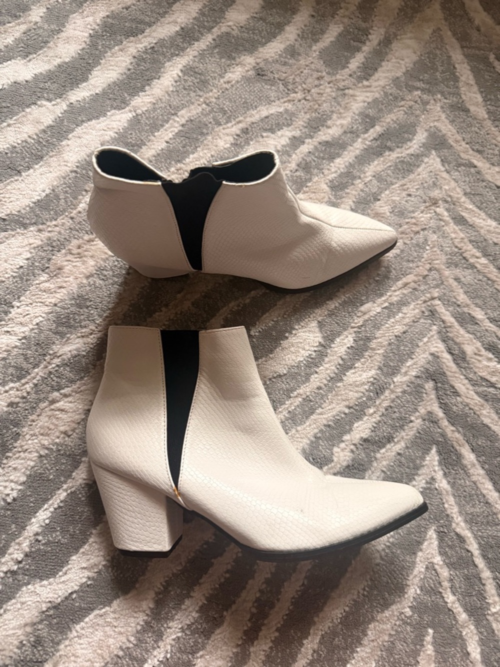 Women's White Pointed Ankle Booties with Black Elastic Insets